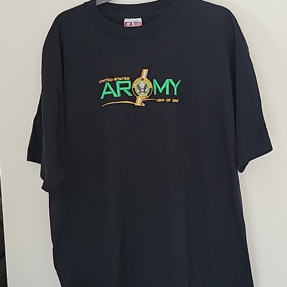 United States Army "Army Of One" T-shirt, Men's Size XL